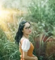 CÔ NGỌC LINH
